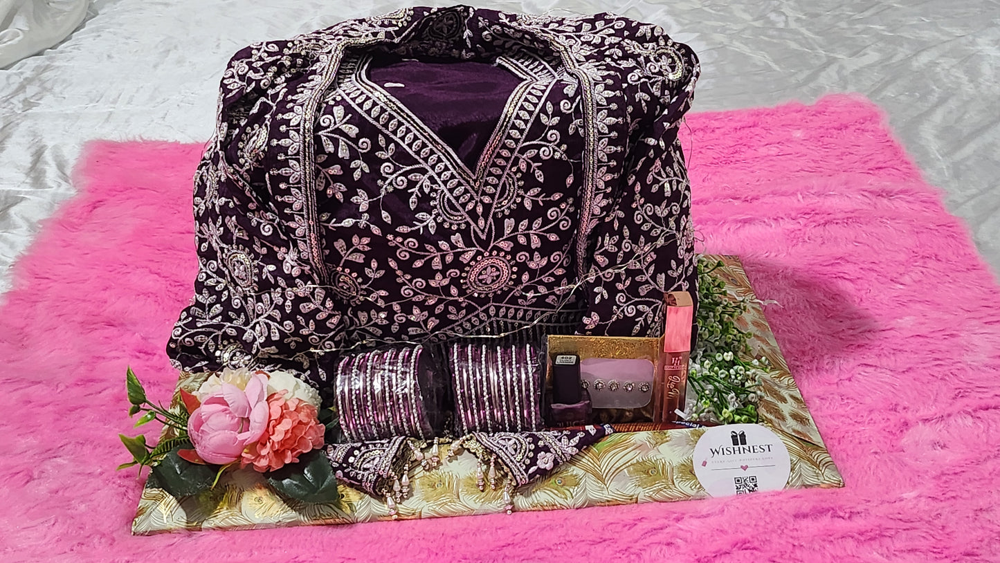 Luxurious outfit hamper